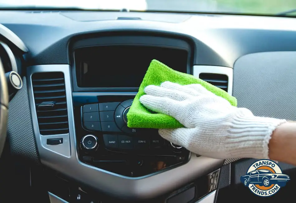 what is the best way to clean a dashboard